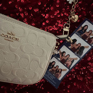 Meet your Posher, America